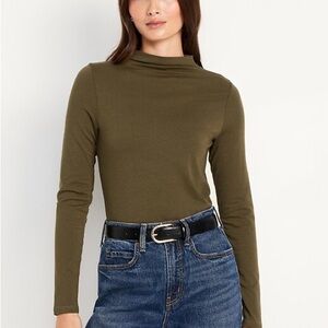 Old Navy Khaki Green Long Sleeve Tee